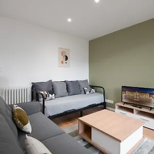 Spacieux T3 Avec 2 Parkings Gratuits Et 2 Balcons , Toulouse France