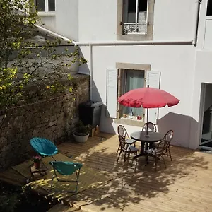 Du 31 - Centre - 2e Etage - 50 M2 , Quimper France