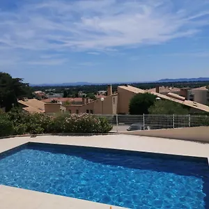 Studio Dans Résidence Avec Piscine Et Tennis , Hyères France